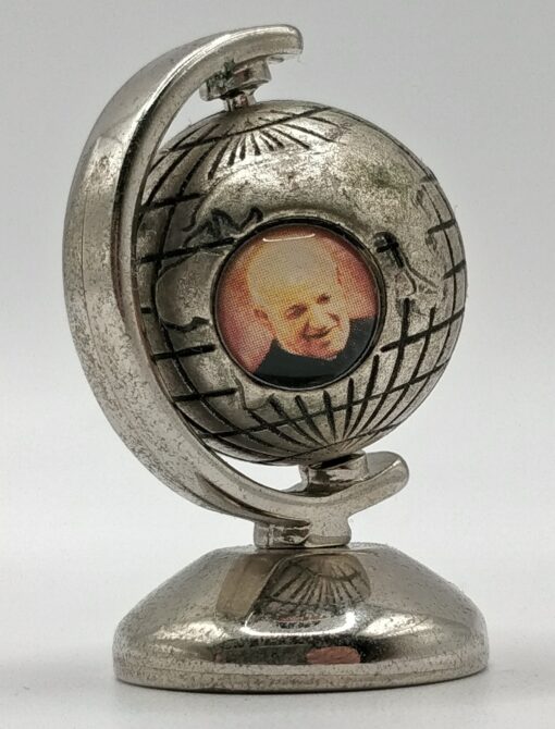 GLOBE DUN GORG MAGNET
