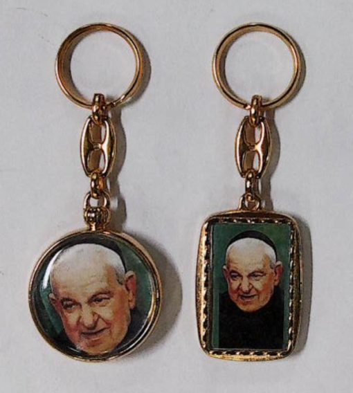 KEYCHAINS - LAWRENCE & IAN