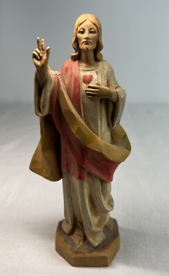 658 - SACRED HEART STATUE WOODTONE 17CM