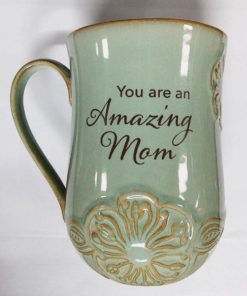 57677 - AMAZING MUM MUG