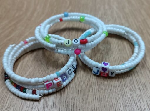SPRING WHITE BRACELETES