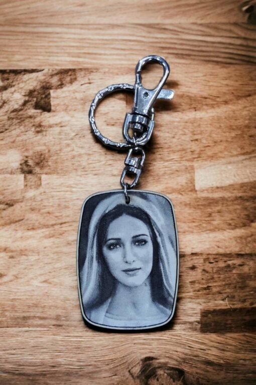WOODEN ENGRAVED KEYCHAINS
