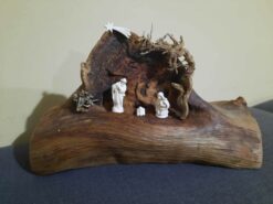 NATURAL WOOD CRIB WITH JAR