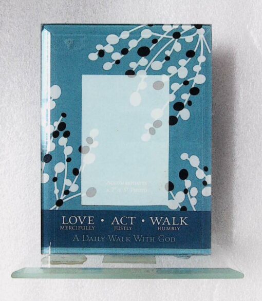 A DAILY WALK WITH GOD PHOTO FRAME