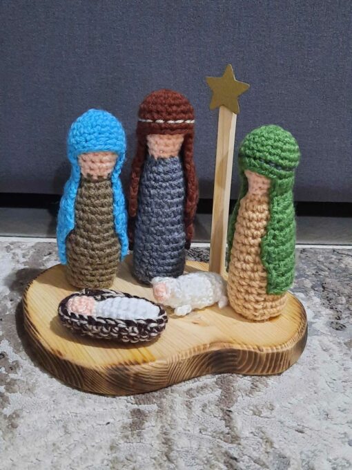 MEDIUM CROCHET CRIB