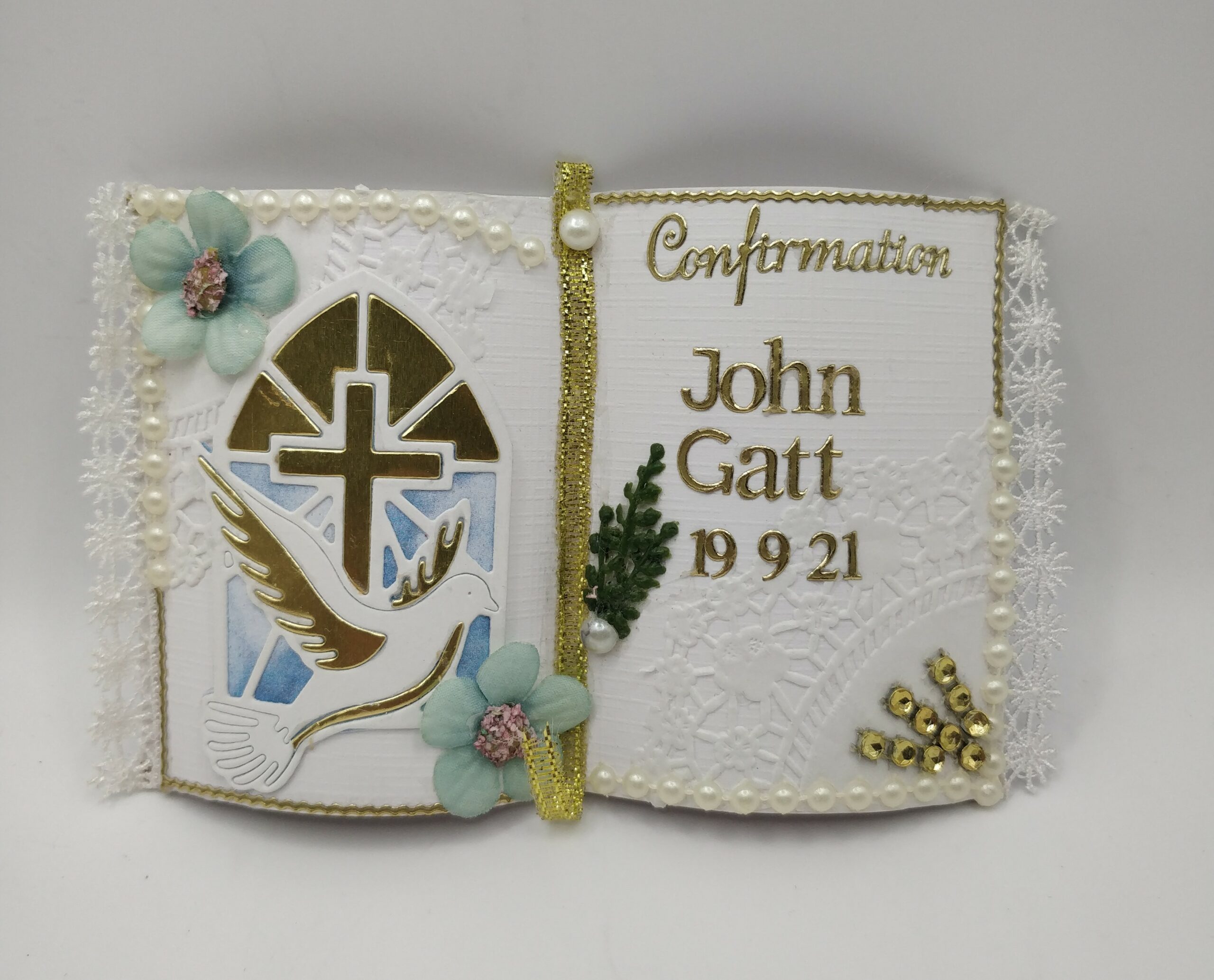 HOLY COMMUNION SMALL OPEN BOOK